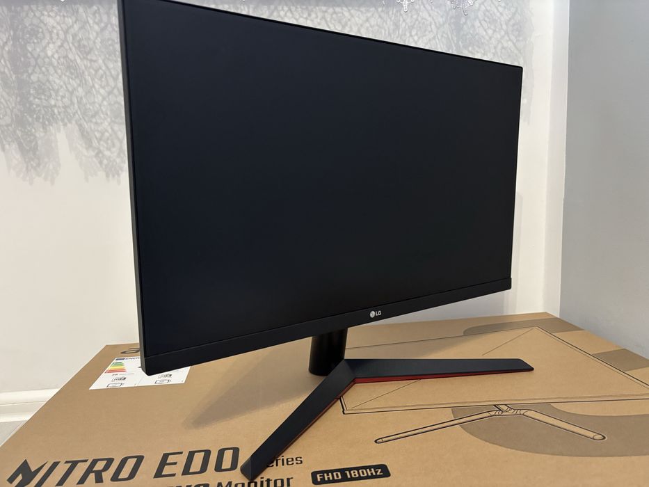 Monitor Gamingowy 24’’