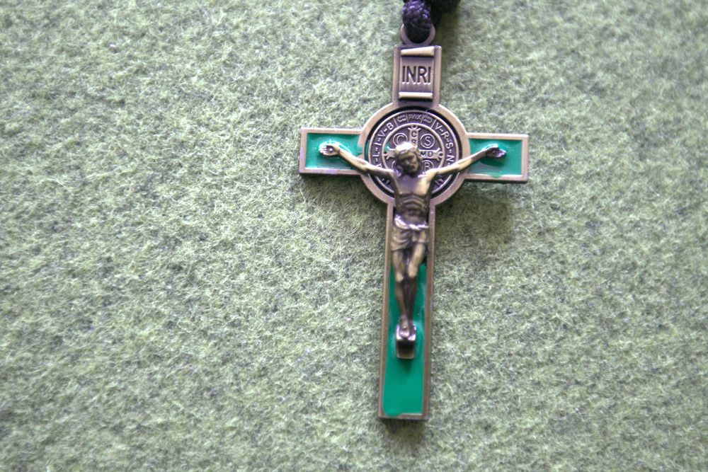 różaniec wojownika czarny paracord 8