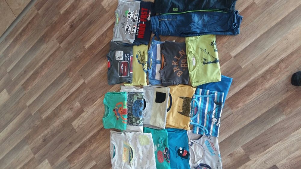 Paczka ubranek dla chłopca rozmiar 104, 110, 116 - 21 sztuk