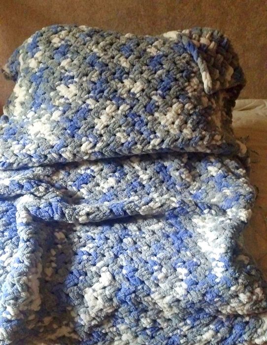 В'язаний плед покривало в дитяче ліжко, візочок.