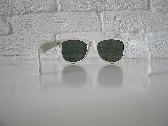 Окуляри від Ray Ban. Зроблено у США. Made in USA.