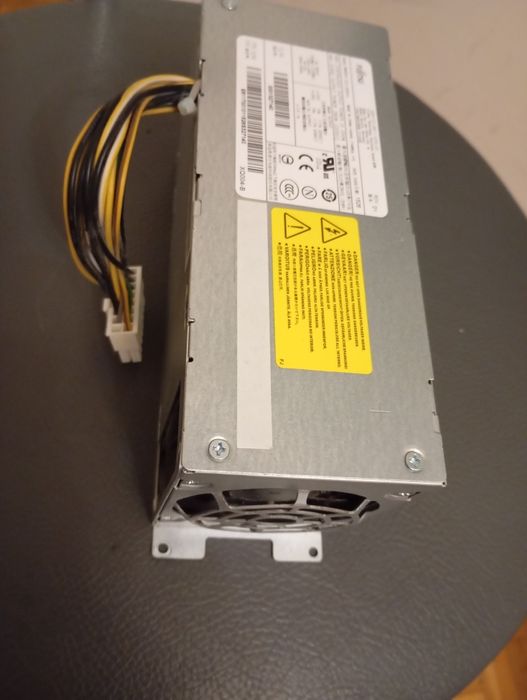 Zasilacz Fujitsu model D12250P1A 250W