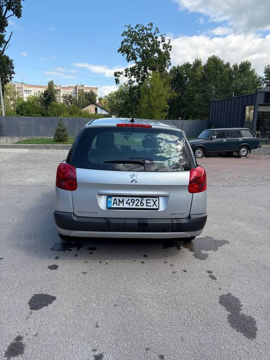 Peugeot 207 SW,  2010, безин/газ