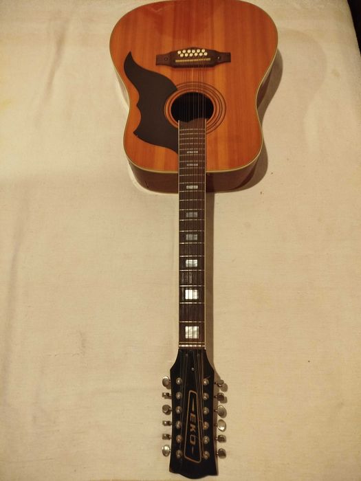 Guitarra eletroacústica EKO Ranger XII