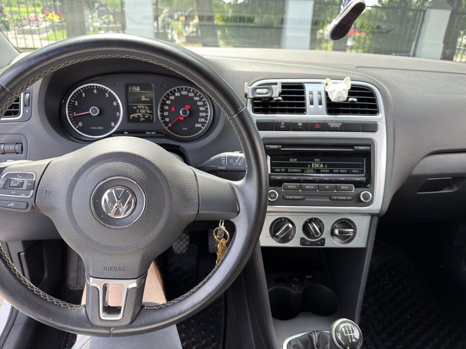 sprzedam vw polo MATCH 1,2. 2013r