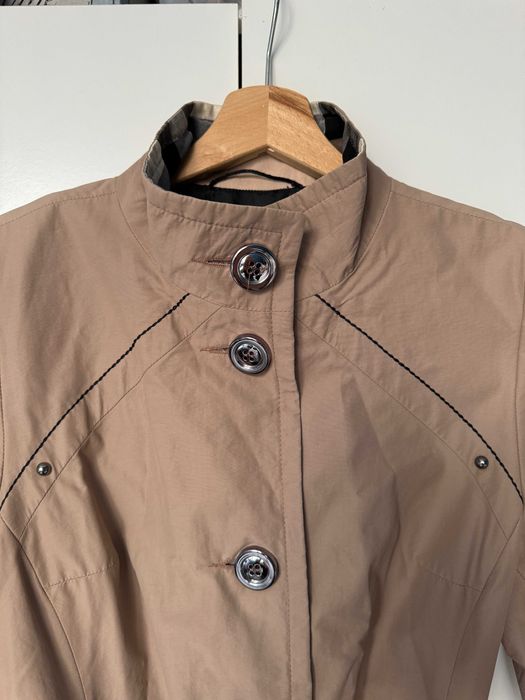 Karmelowy trencz klasyk na każdą okazję rozmiar M