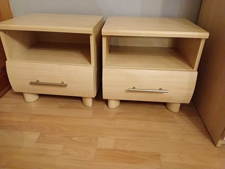 komplet mebli do sypialni