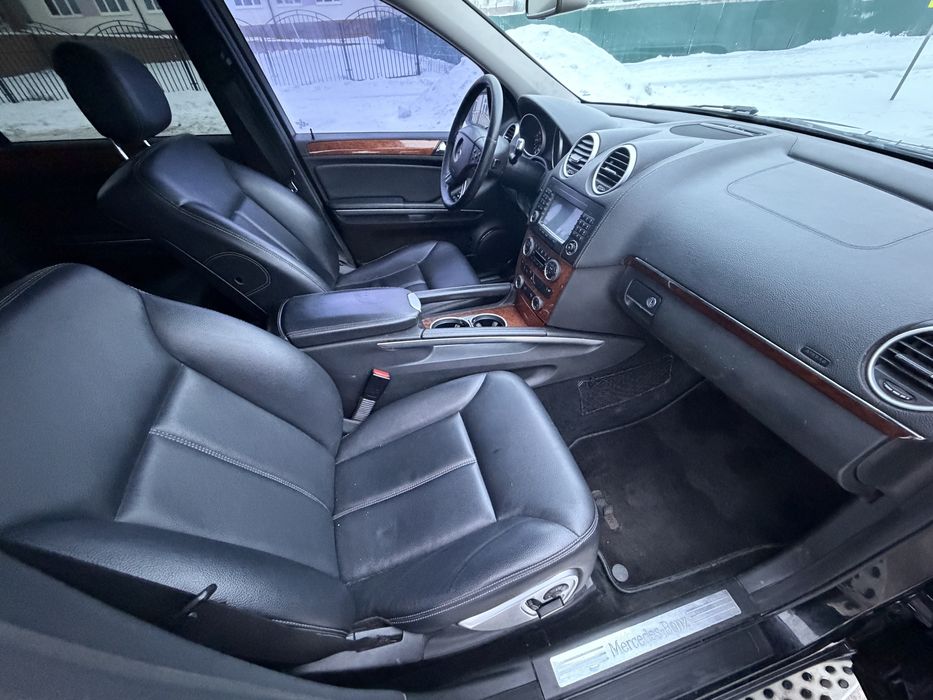 Продам Mercedes Gl450 кінець 2008 року гарний стан рідний пробіг!