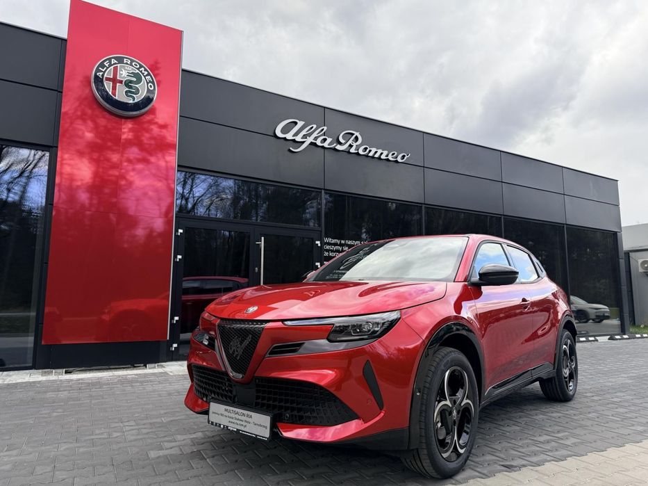 Alfa Romeo Junior Ibrida Ti 1.2 145 KM eDCT6 MHEV