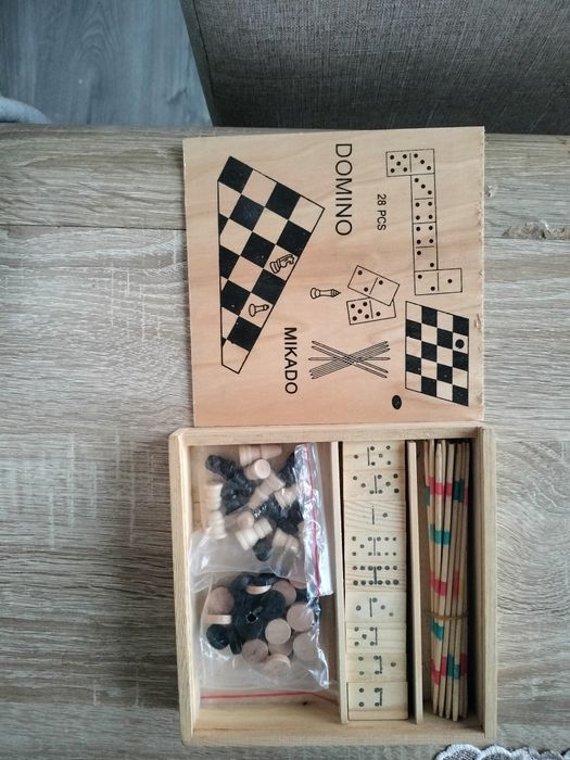 Kit de xadrez, domino,mikado e damas