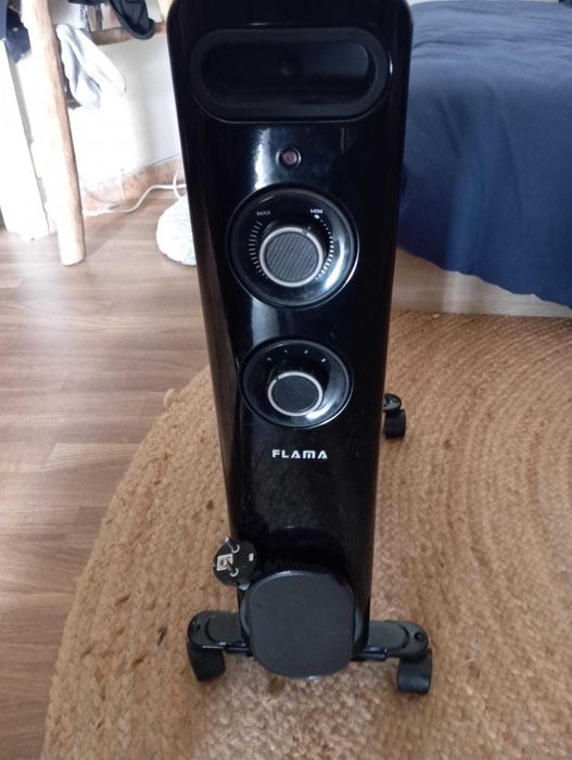 Radiador a Óleo Flama 2367FL | 2500 W - Preto
