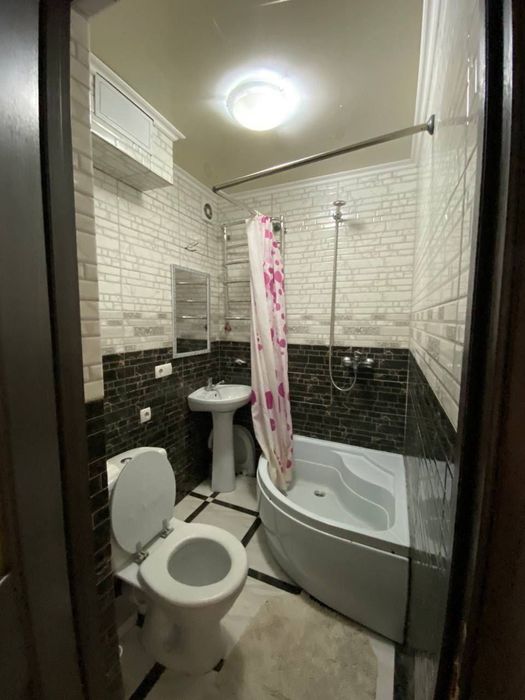 Здам 2 кімнатну квартиру.