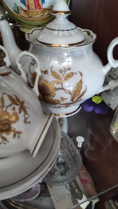 Сервиз чайно столовый