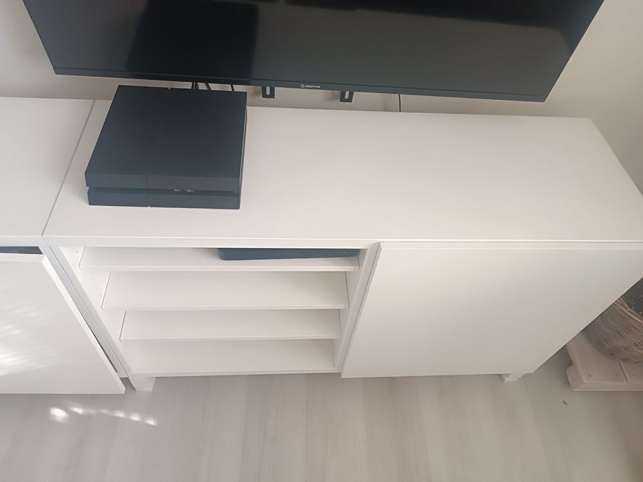 Szafka RTV Ikea besta