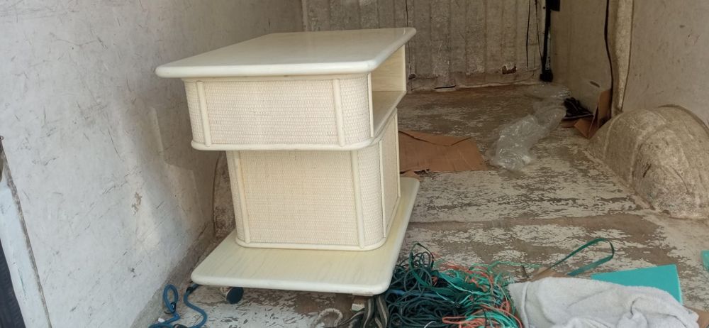 Móvel giratório para tv