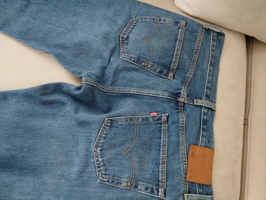 Джинси  Levi's 501 преміум оригінал w33