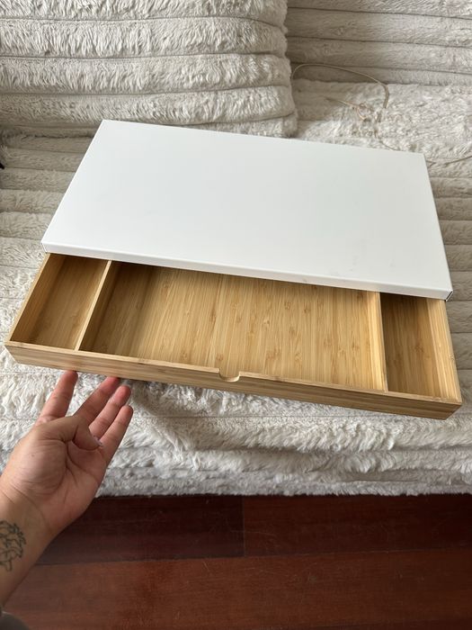 Monitor/Computer Support477617824591390721