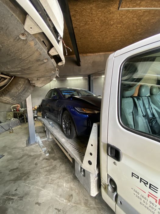 Tesla Service  Cybertruck.Lucid  Всі програмні роботи Діагностика