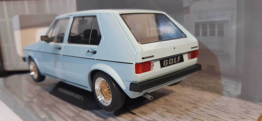 1/18 Vw Golf L az - Solido