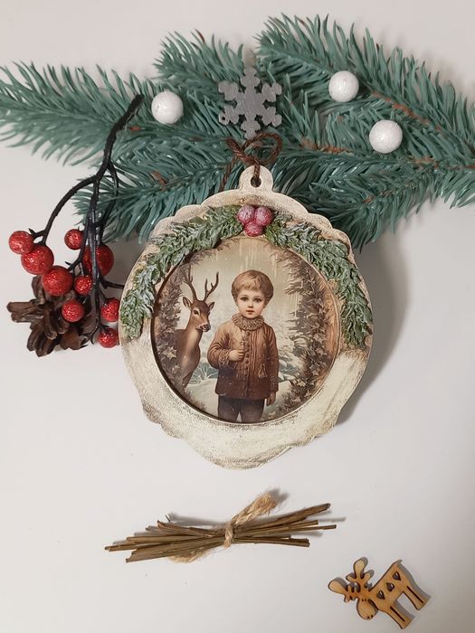 Вінтажні іграшки ручної роботи на ялинку