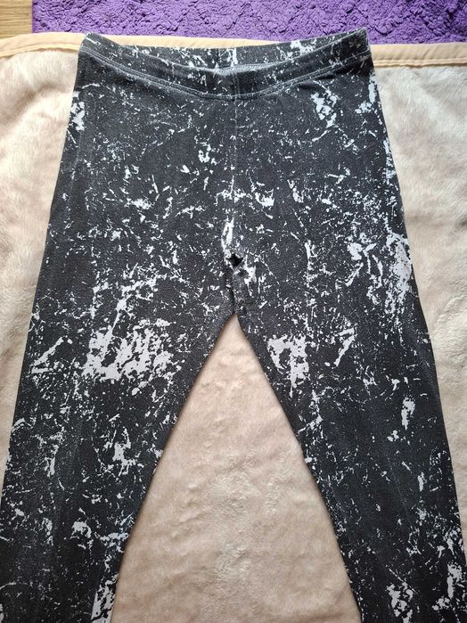 Legginsy czarno-białe