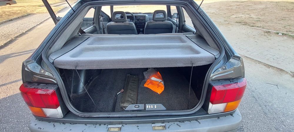 Renault 19 1.2 clássico de 3 portas