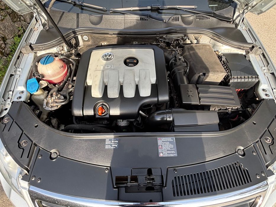 WV Passat B6 2.0 tdi 140cv - Apenas 115 000km