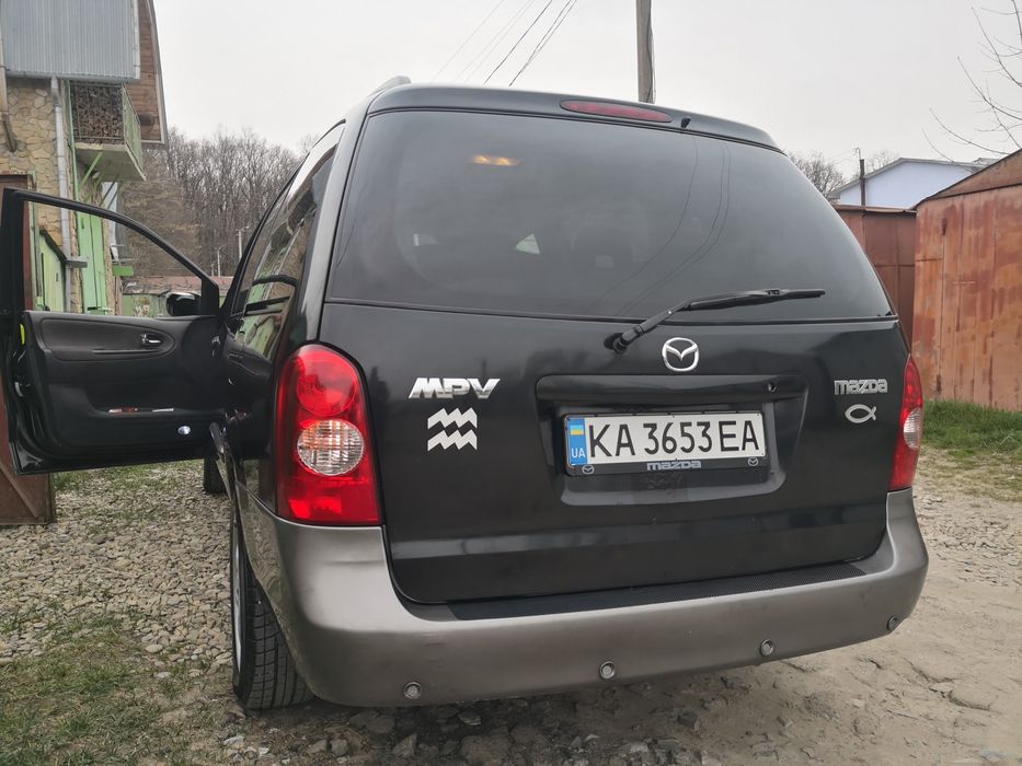Мазда МПВ Mazda mpv 2002рік гарний стан дизель 2.0 турбо