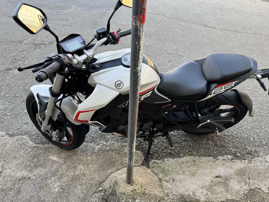 Motociclo simi-nova