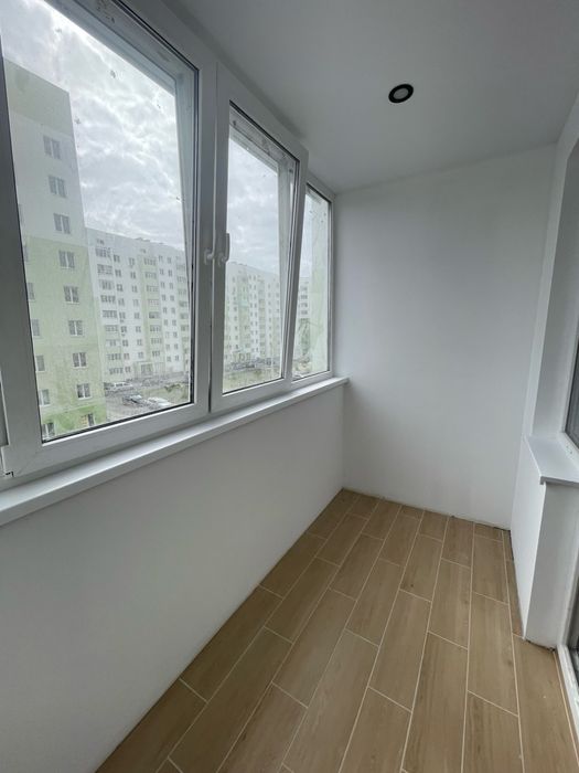 Продам 1 комнатную двухстороннюю 42,7 м ЖК Мира 2 pp1