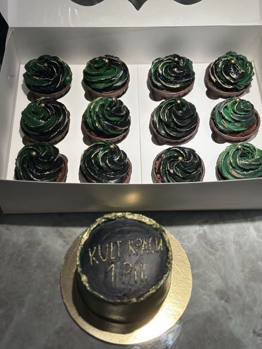 Торт на замовлення бенто дитячий кондитер