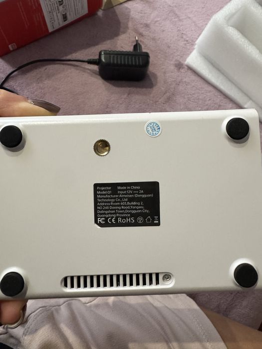 Мини LED проектор