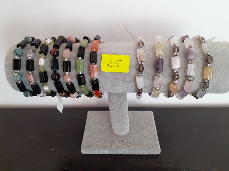 Kolczyki jedna para - biżuteria z kamienia, pereł, szkła, srebra