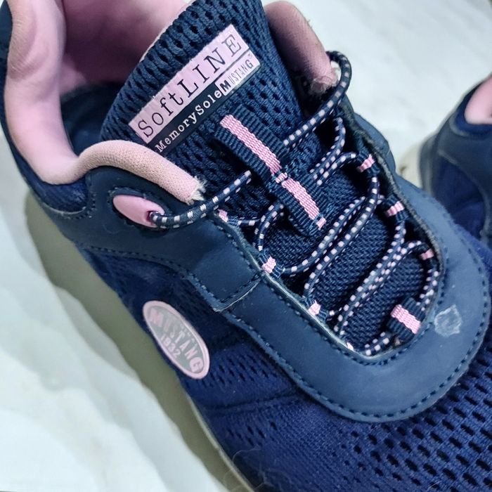 Adidasy Mustang rozm.38