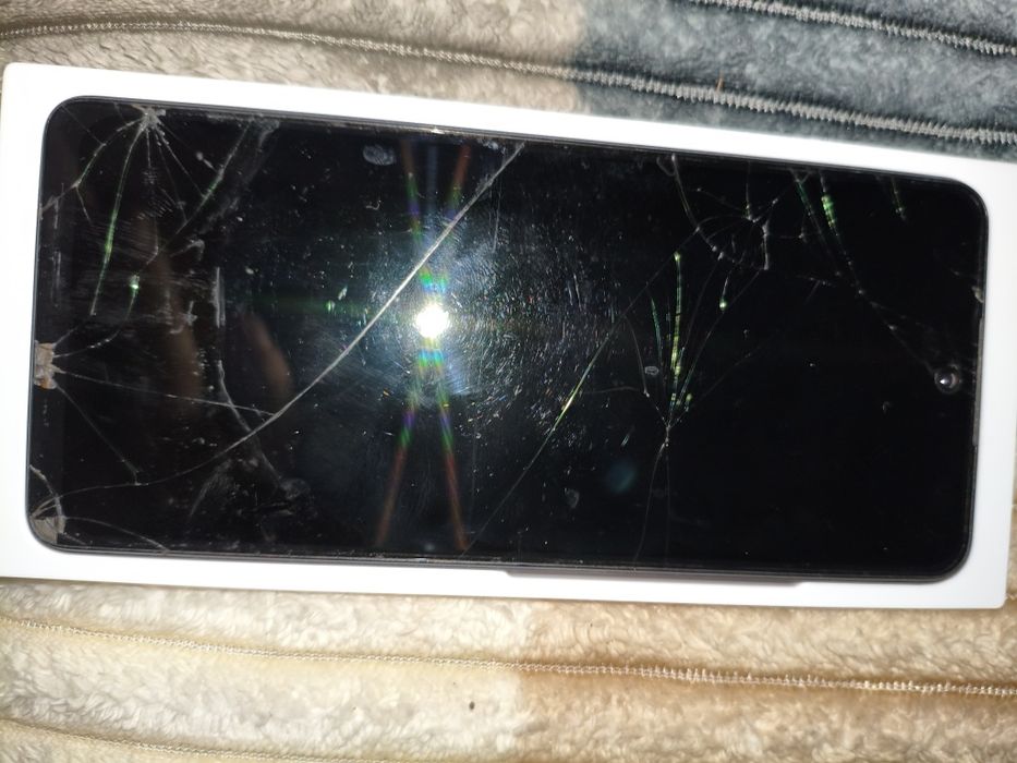 Продам телефон текно спарк 10 про