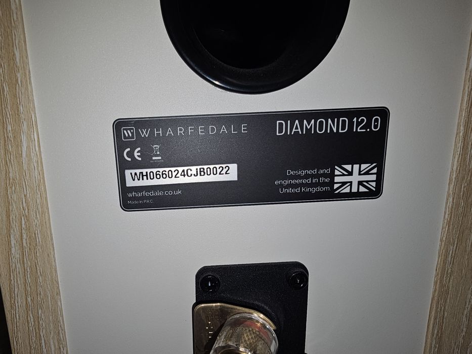 Colunas Wharfedale 12.0