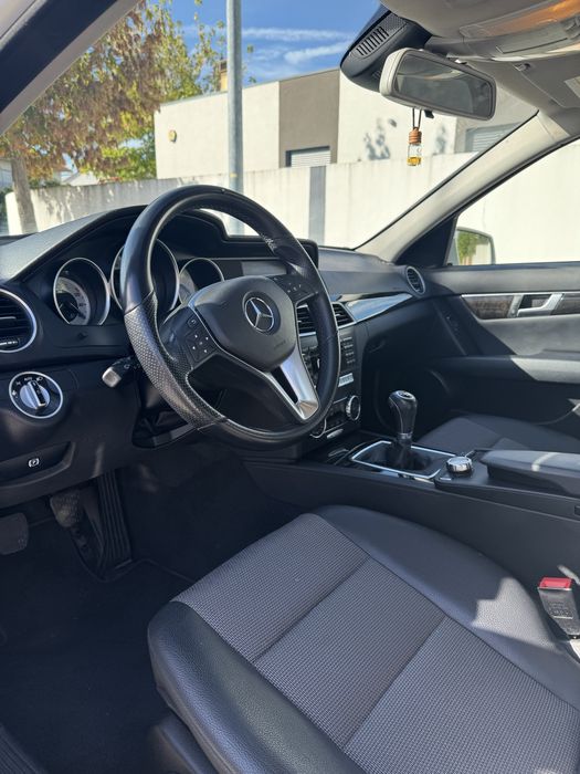 Vendo mercedes c220d ano 2011/12 foto 5