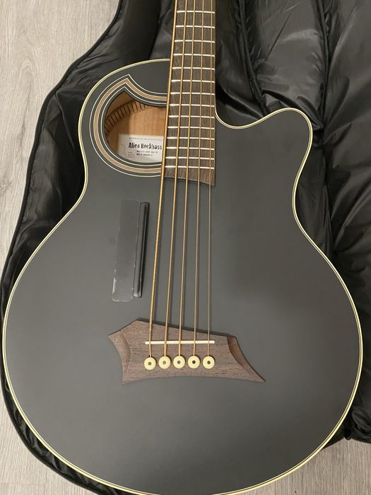 Baixo semi-acústico Warwick RB Alien Standard 5 BK