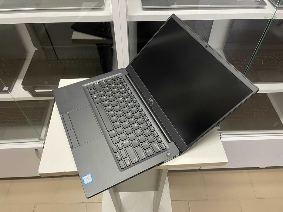 Ультрабук Dell Latitude 7390 Touch Carbon [IPS] i7 [SSD] на Куліша 22