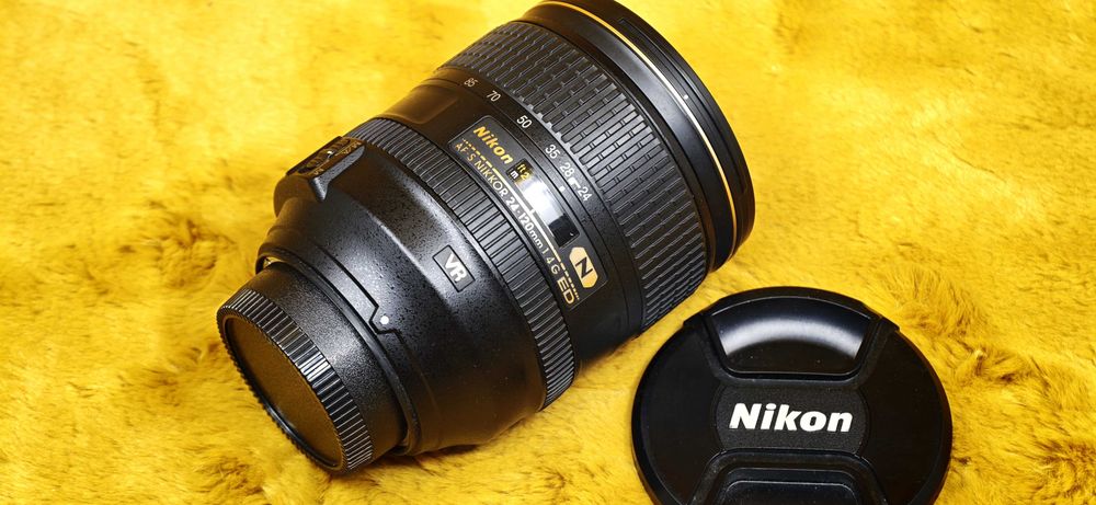 Універсальний зум-об'єктив Nikon AF-S 24-120mm f4 G ED