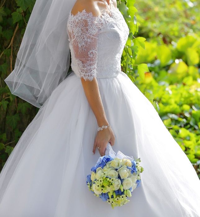 suknia ślubna firmy Venus