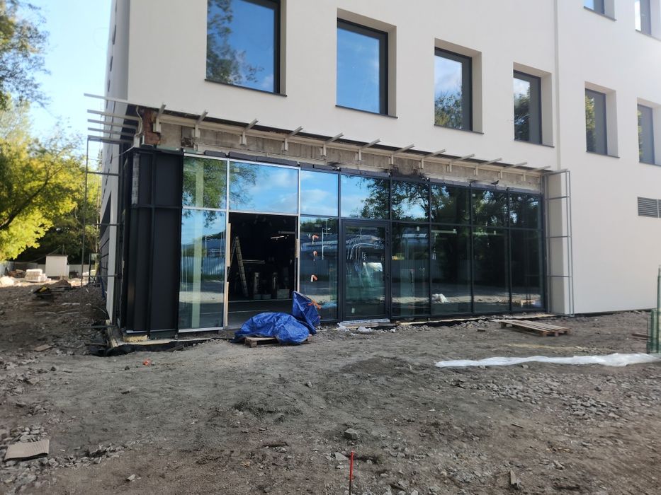 Konstrukcje stalowe Łódź | Hale, Schody, wiaty, antresole, podesty
