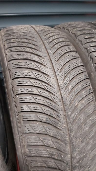 Opony zimowe Michelin Pilot Alpin5  235 65 R17 SUV   2021 rok