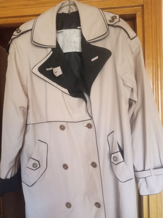 Плащ демісезонний