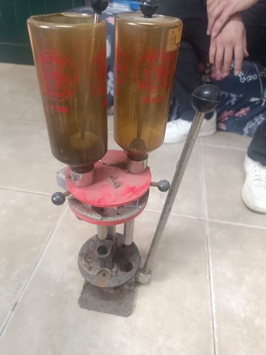 Máquina de fazer cartuchos