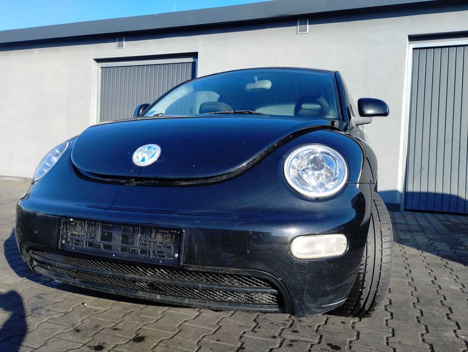 zderzak przód przedni VW New Beetle czarny ,części