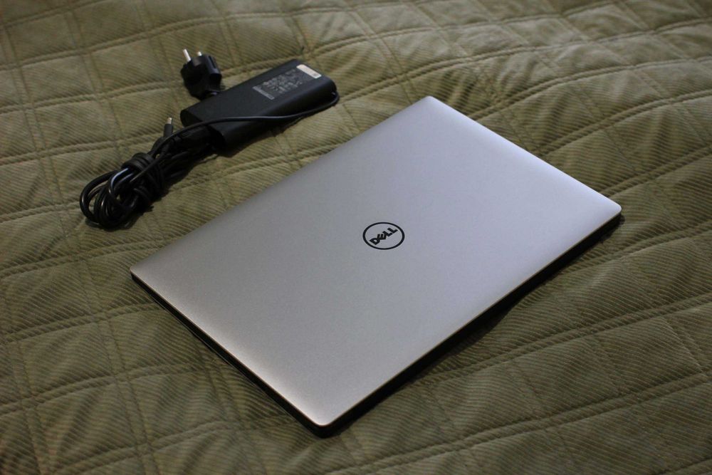 DELL Precision 5510/i7-6820HQ 8x/NvidiaM1000M 2GB/16GB/SSD256/АКБ5ч/15.6 ipsFHD