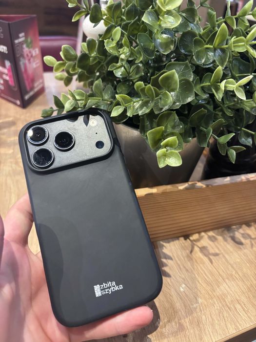 Iphone 18 pro black