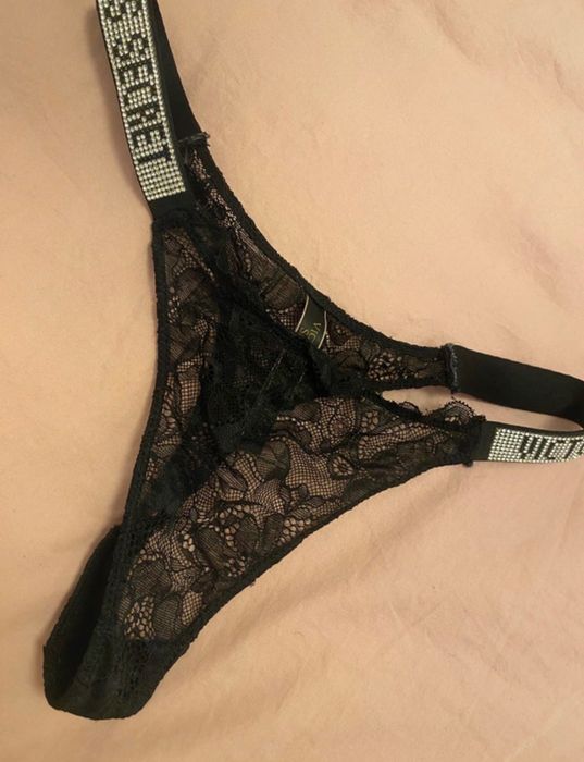 Używane stringi victoria Secret