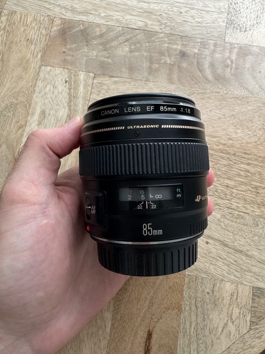 Canon EF 85mm f1.8